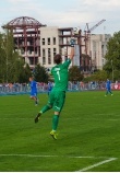 Антон Шунин ловит мяч