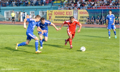 В 3-м туре "Тамбов" уверенно переиграл "Чертаново"