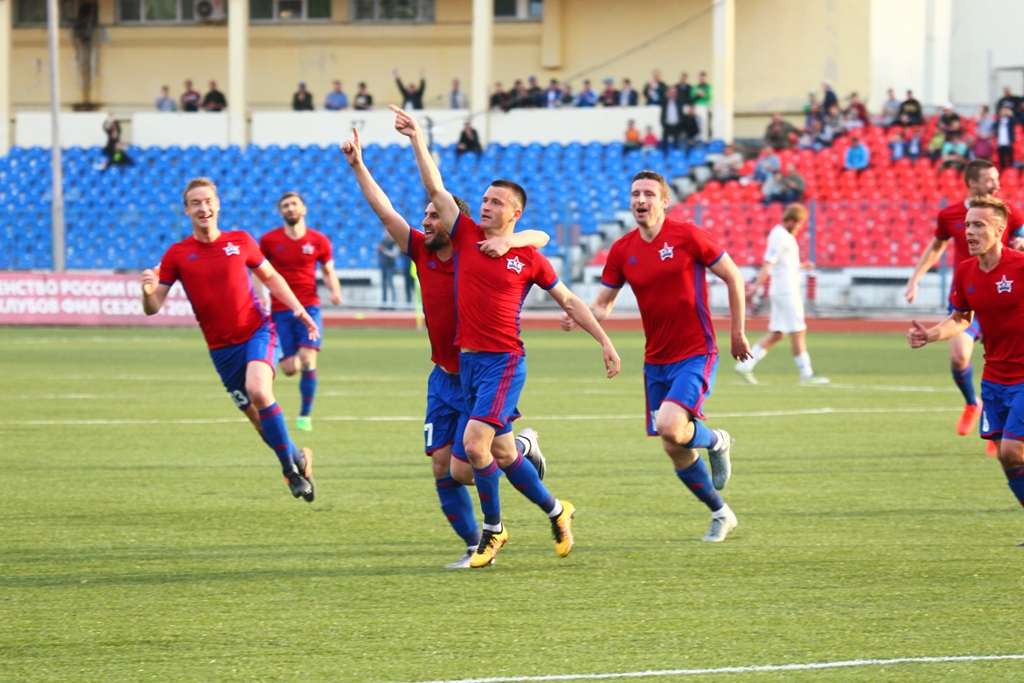 ФНЛ. 38-й тур. "СКА-Хабаровск" - "Тамбов" 2:2 (1:0). СКА-Хабаровск - Тамбов 2:2 (1:0)